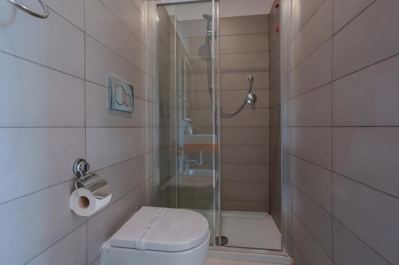Petrarca Venti Rooms - Eja Sardinia กาญารี ภายนอก รูปภาพ