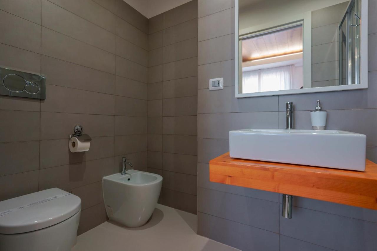 Petrarca Venti Rooms - Eja Sardinia กาญารี ภายนอก รูปภาพ