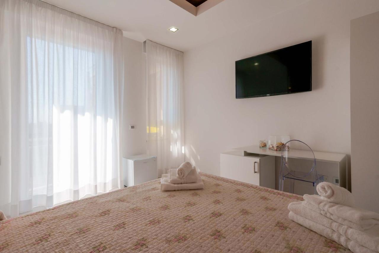 Petrarca Venti Rooms - Eja Sardinia กาญารี ภายนอก รูปภาพ