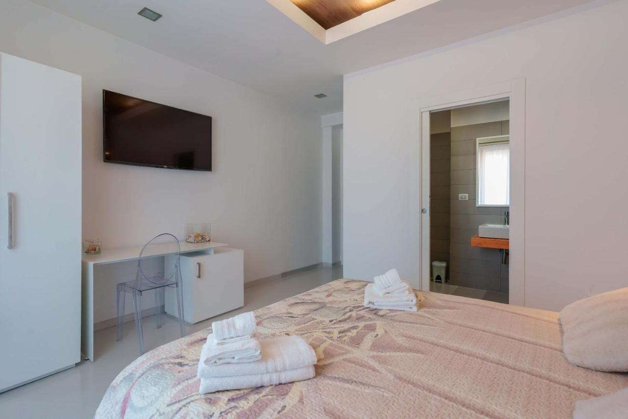 Petrarca Venti Rooms - Eja Sardinia กาญารี ภายนอก รูปภาพ