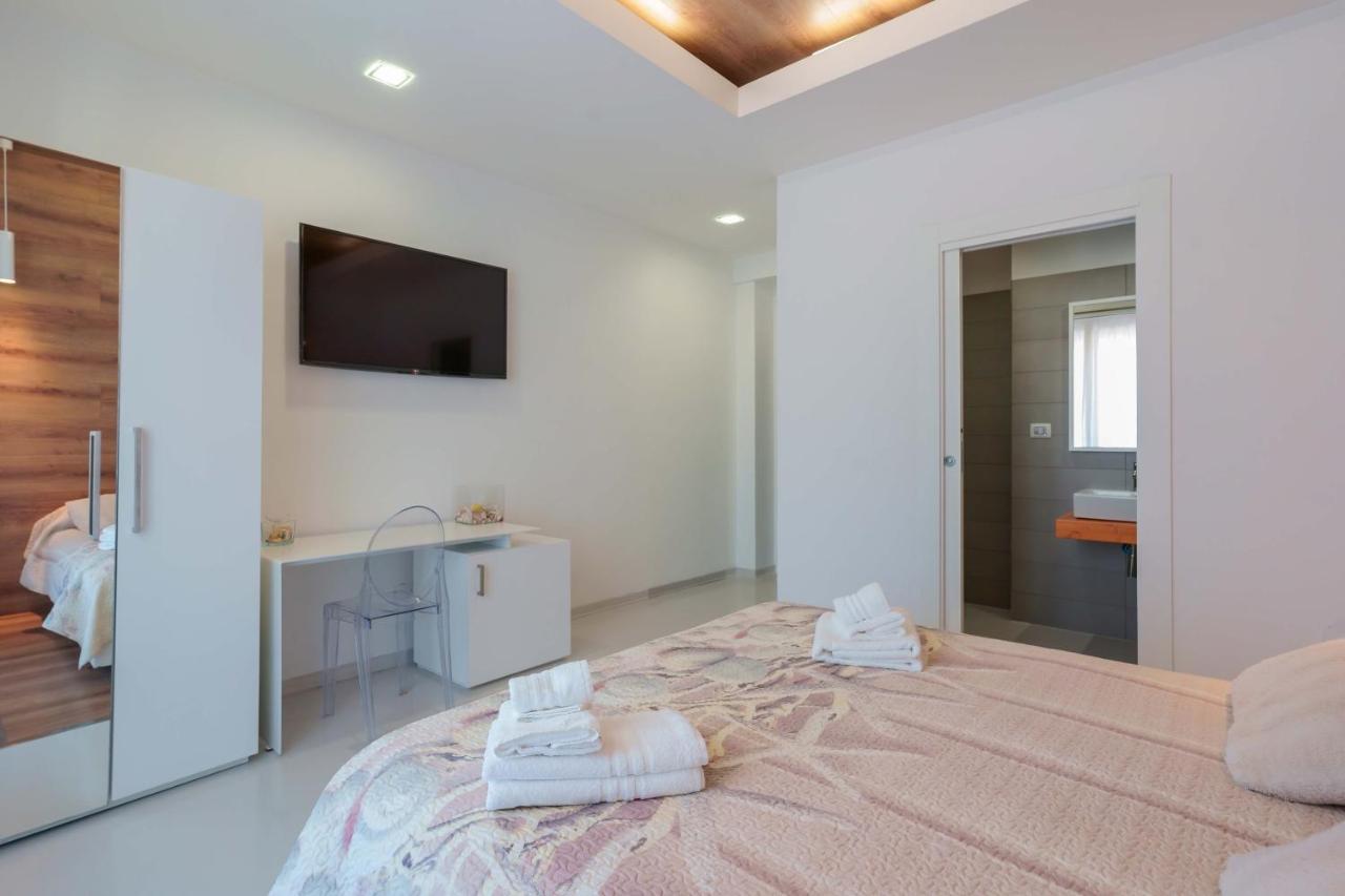 Petrarca Venti Rooms - Eja Sardinia กาญารี ภายนอก รูปภาพ